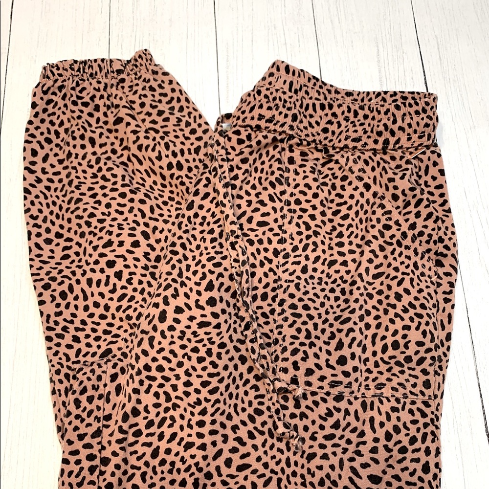 PINK VS Leopard Lounge Jogger Pants size small